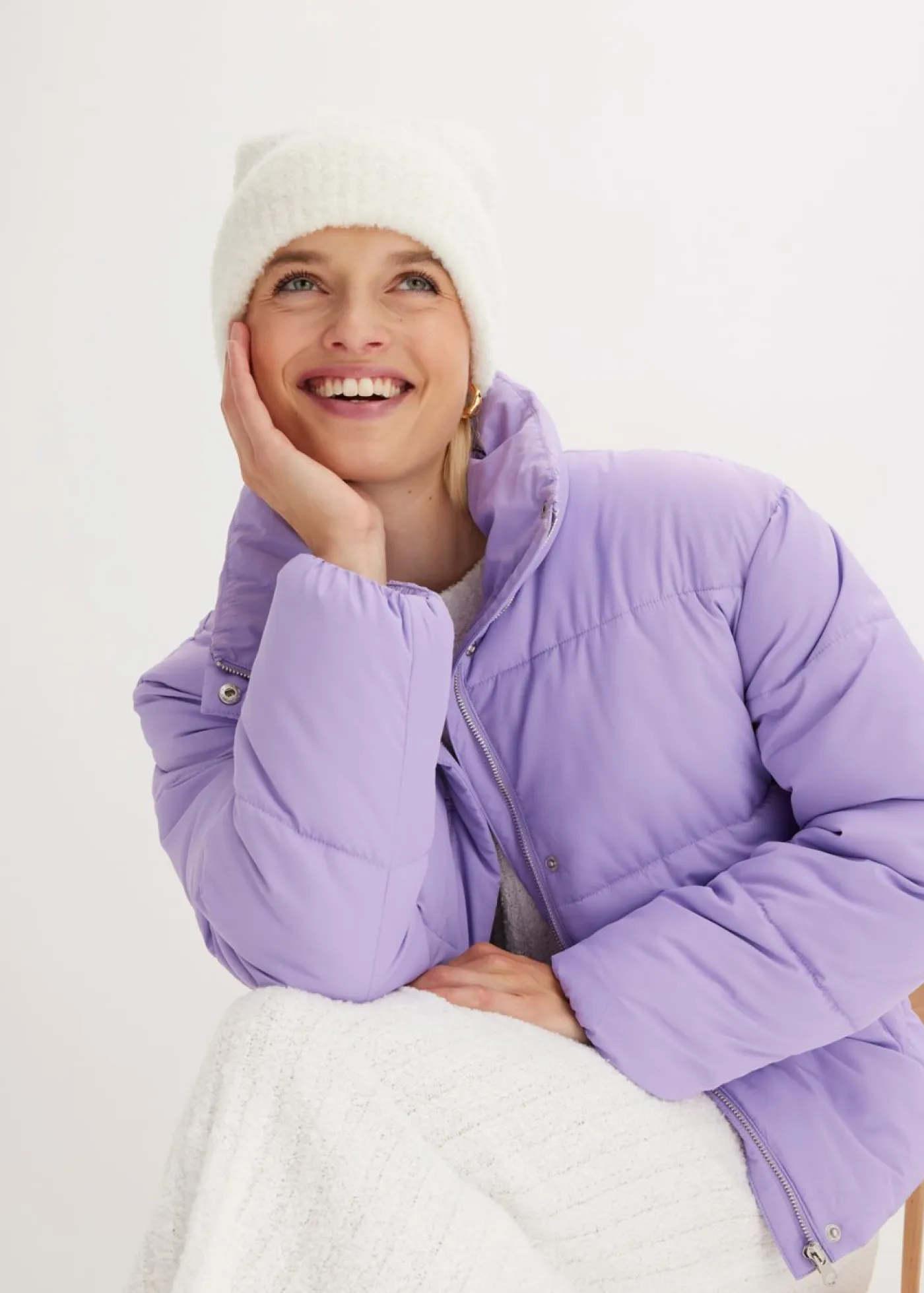 bonprix bonprix Chaquetas Y Abrigos>Chaqueta guateada con cuello alto Lila suave