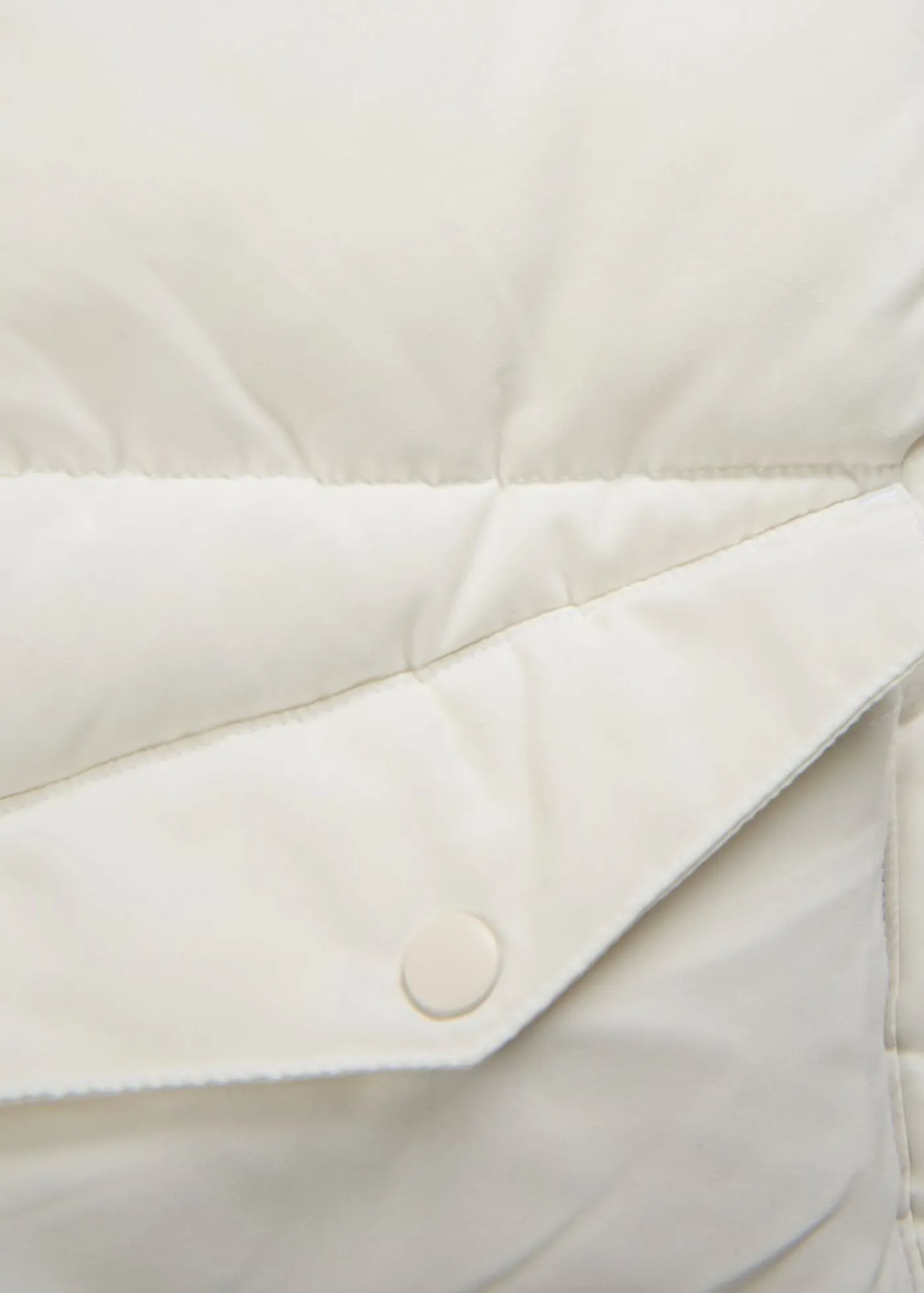 bonprix bonprix Chaquetas Y Abrigos>Chaqueta guateada con cuello de pelo blanco perla