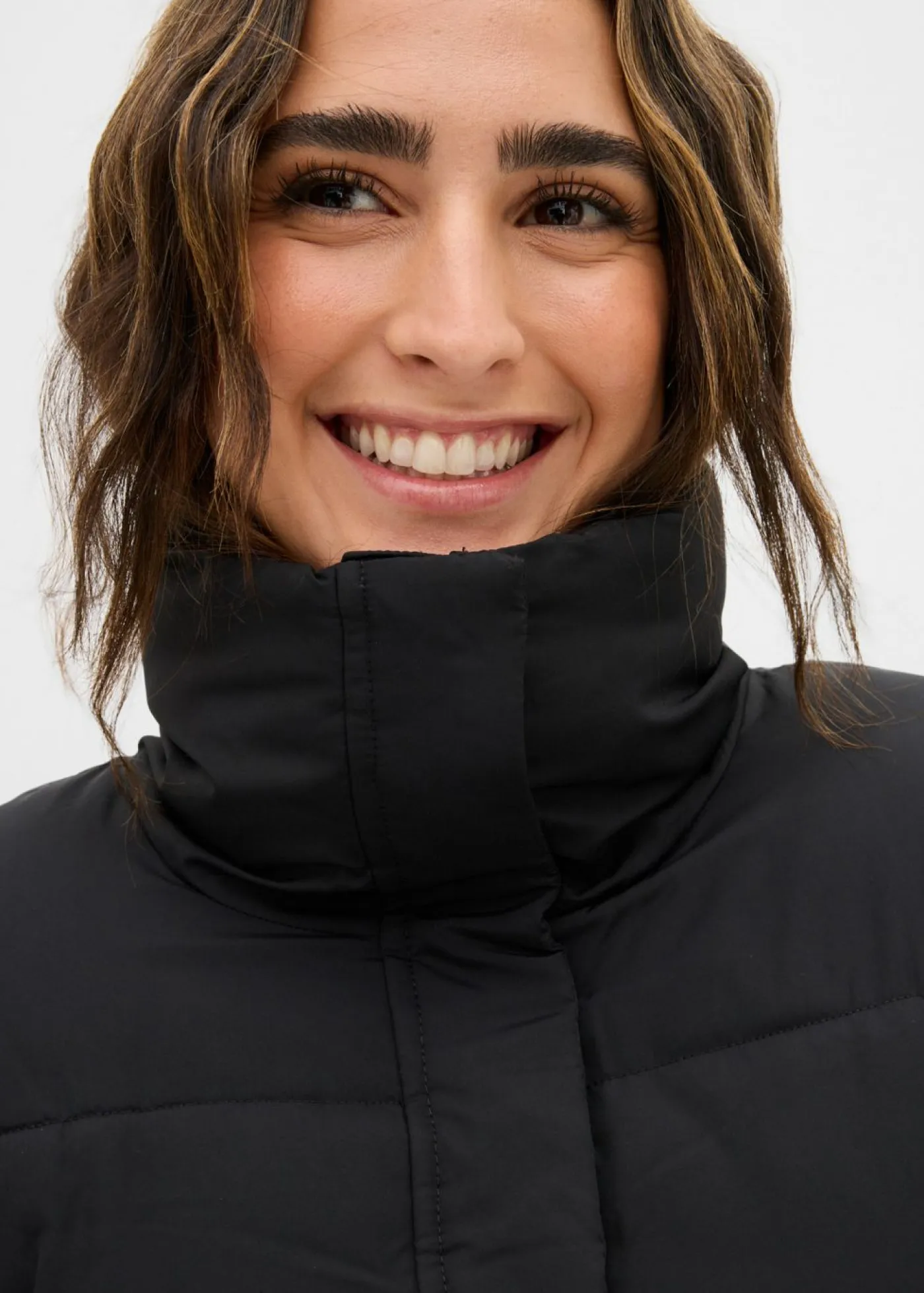 Mujer bonprix bonprix Chaqueta guateada con cuello alto