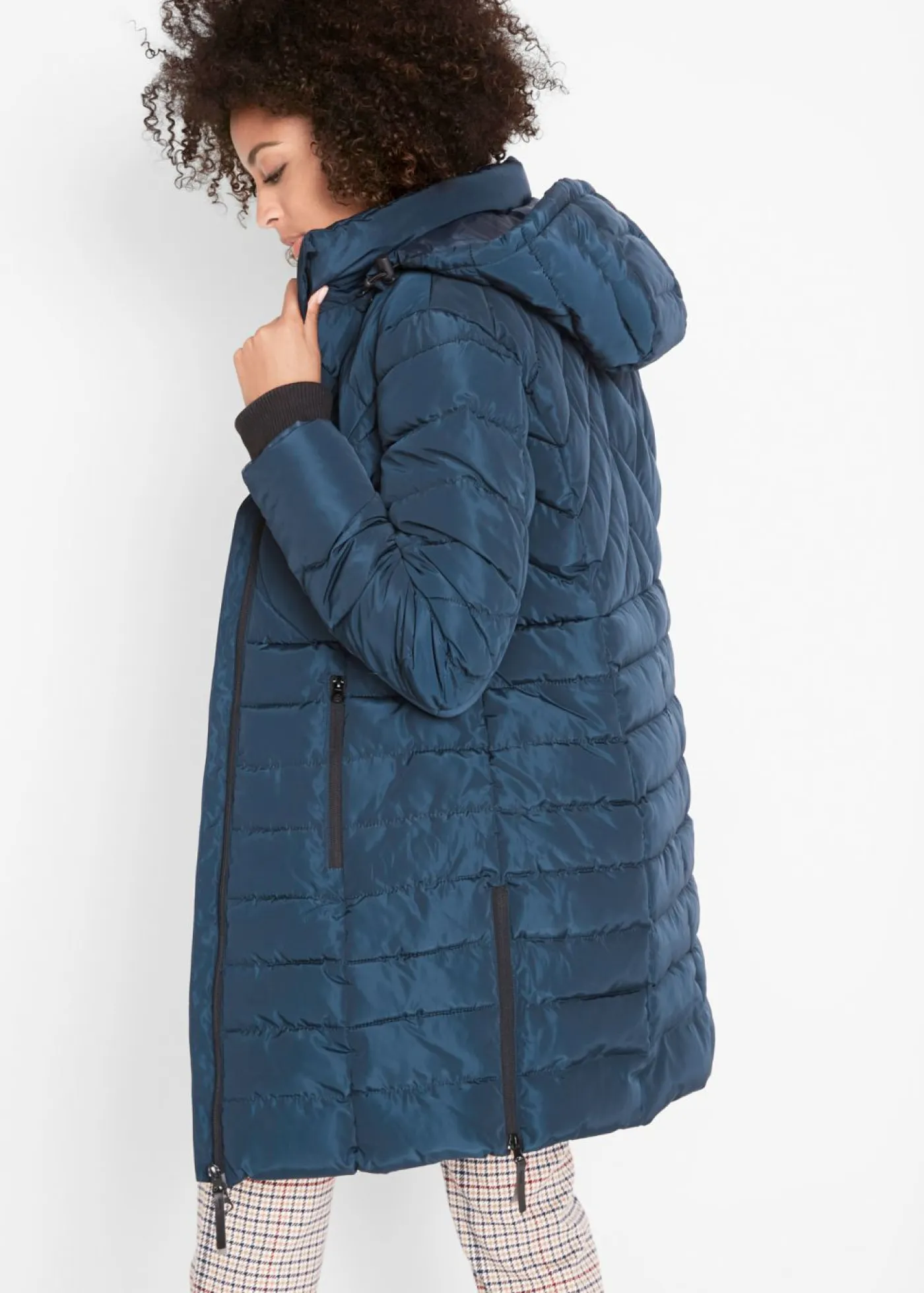 bonprix bonprix Chaquetas Y Abrigos>Chaqueta larga acolchada con relleno Azul marino