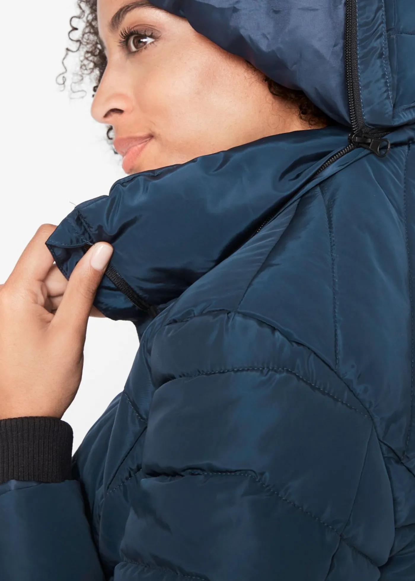 bonprix bonprix Chaquetas Y Abrigos>Chaqueta larga acolchada con relleno Azul marino