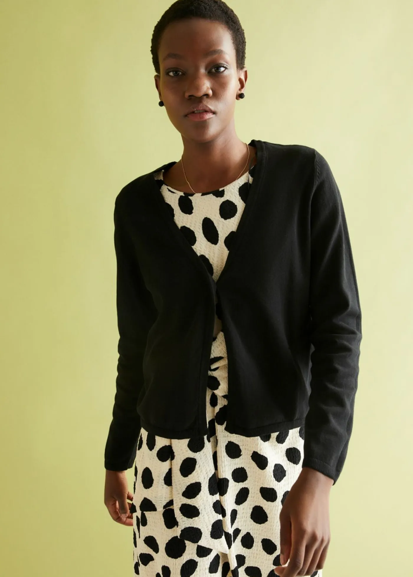 bonprix bonprix Jerséis|Ropa De Punto>Chaqueta lisa de punto fino Negro