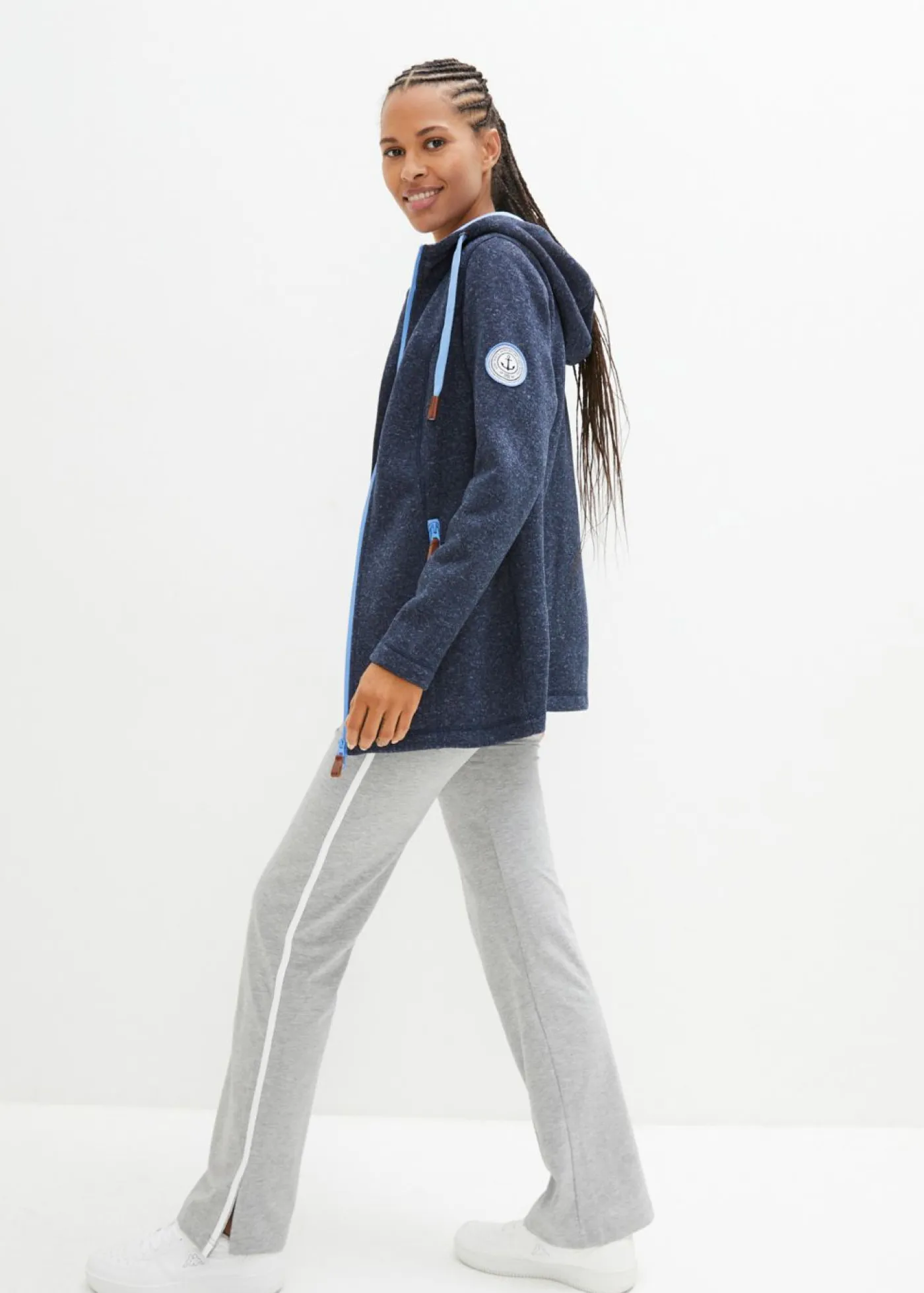 bonprix bonprix Ropa Cómoda|Chaquetas Y Abrigos>Chaqueta polar con capucha azul marino moteado