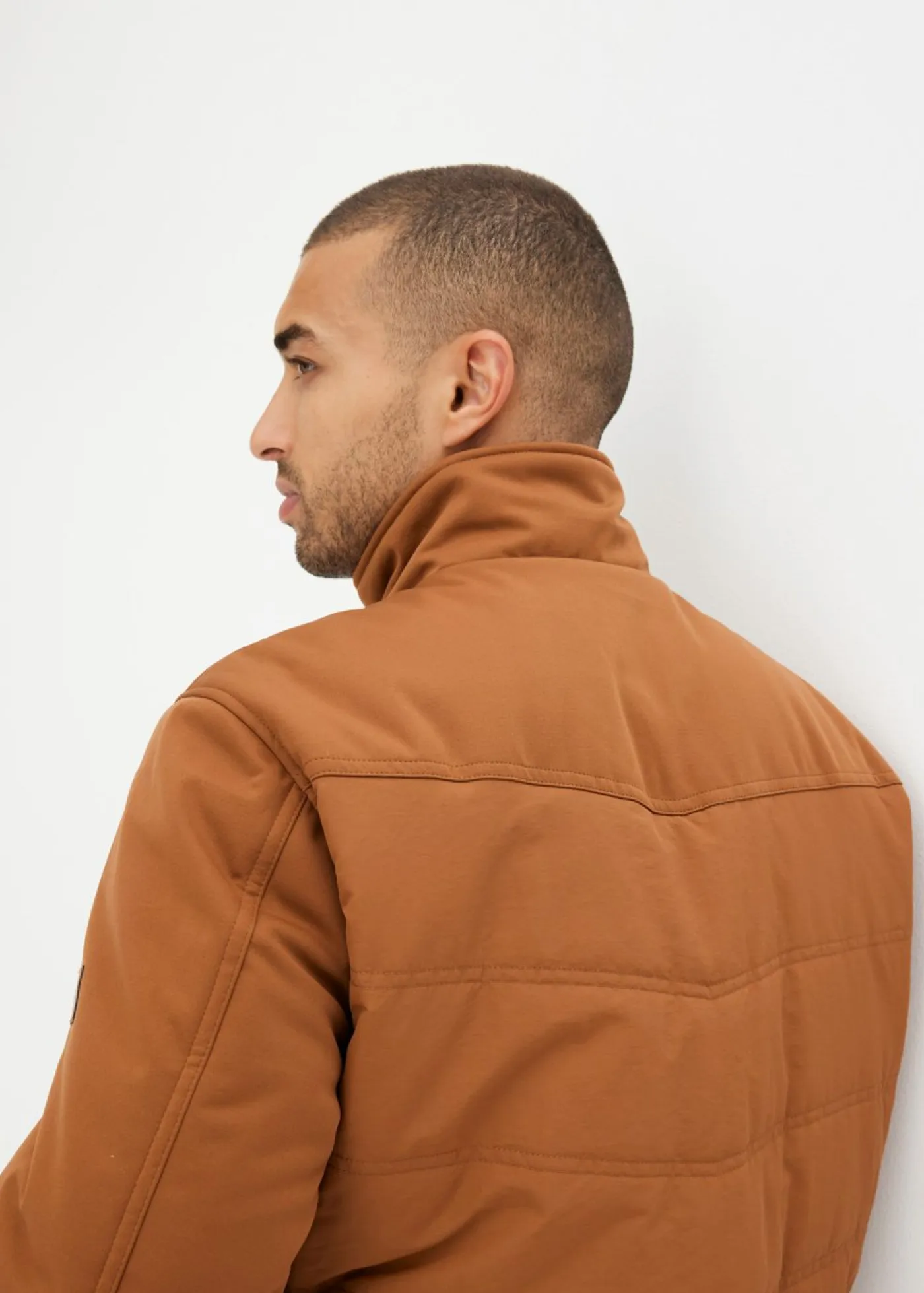 bonprix bonprix Chaquetas Y Abrigos·Chaquetas|Outdoor>Chaqueta softshell acolchada con forma de cazadora marrón