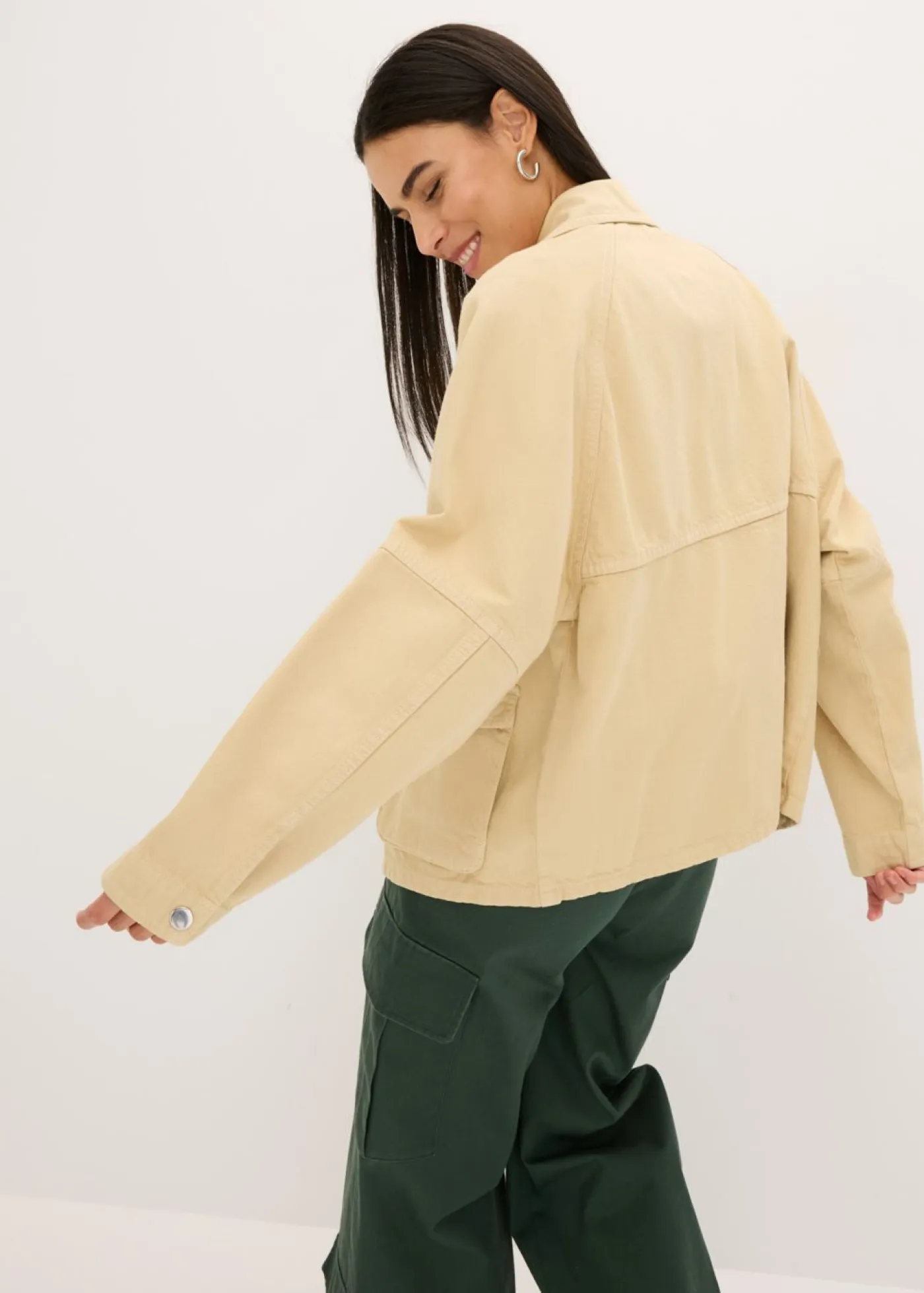 bonprix bonprix Chaquetas Y Abrigos>Chaqueta tipo militar de algodón puro Beige verdoso