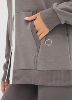 Mujer bonprix bonprix Chaqueta térmica de chándal de material de secado rápido con corte ancho