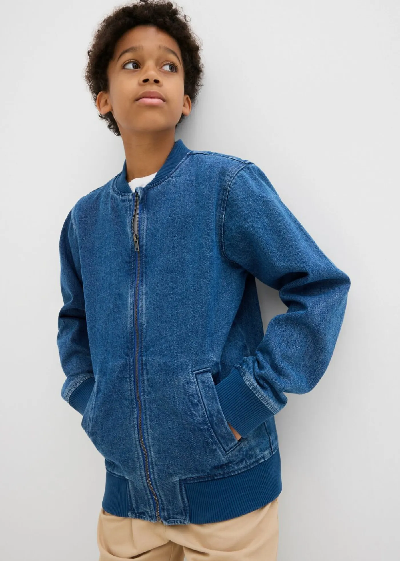 bonprix bonprix Ropa 9 A 16 Años·Chaquetas Y Ropa Outdoor>Chaqueta vaquera de algodón puro con forma de blusón Denim claro