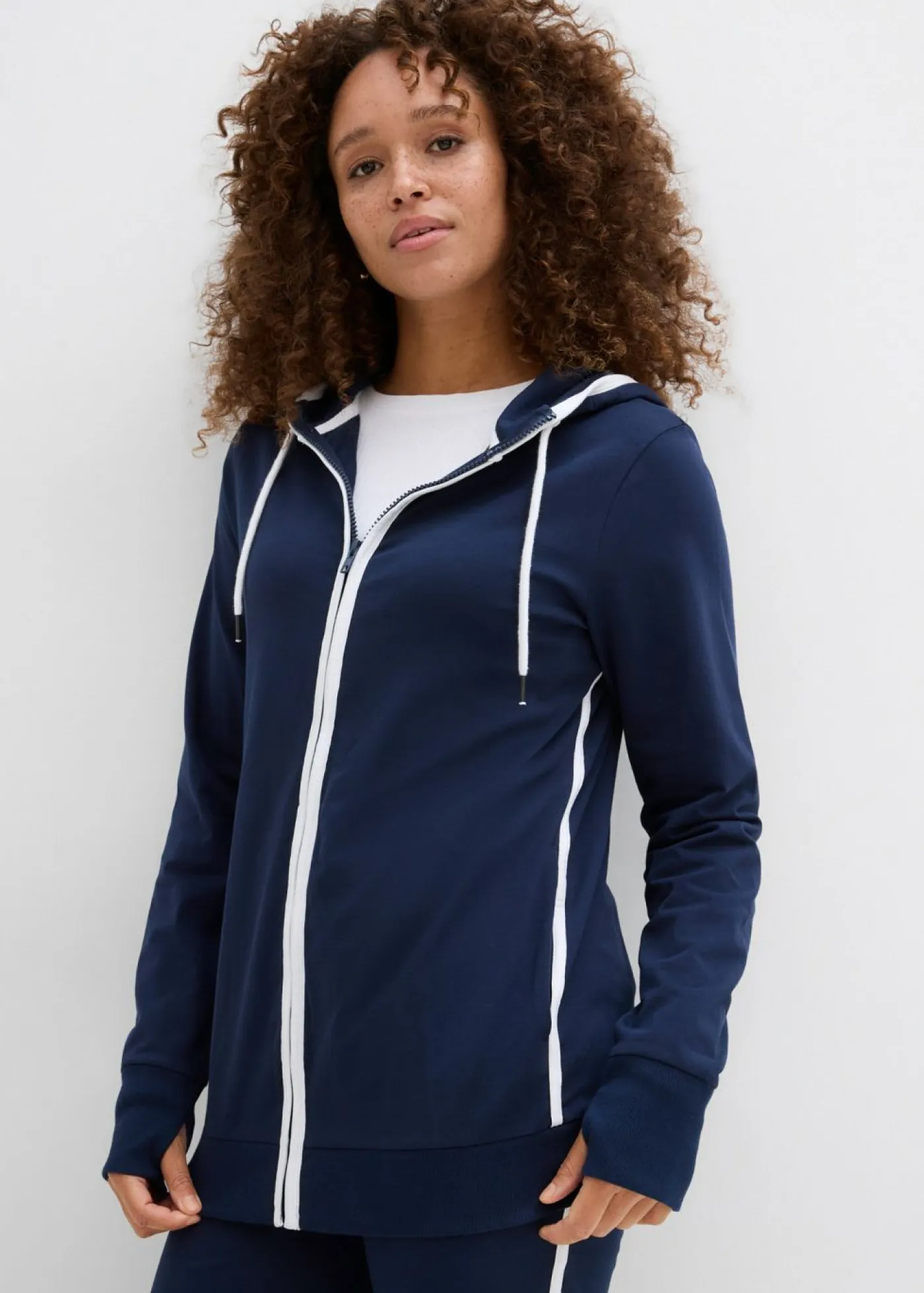 bonprix bonprix Ropa Cómoda|Pantalones>Chándal elástico de algodón (2 piezas) Azul marino-blanco