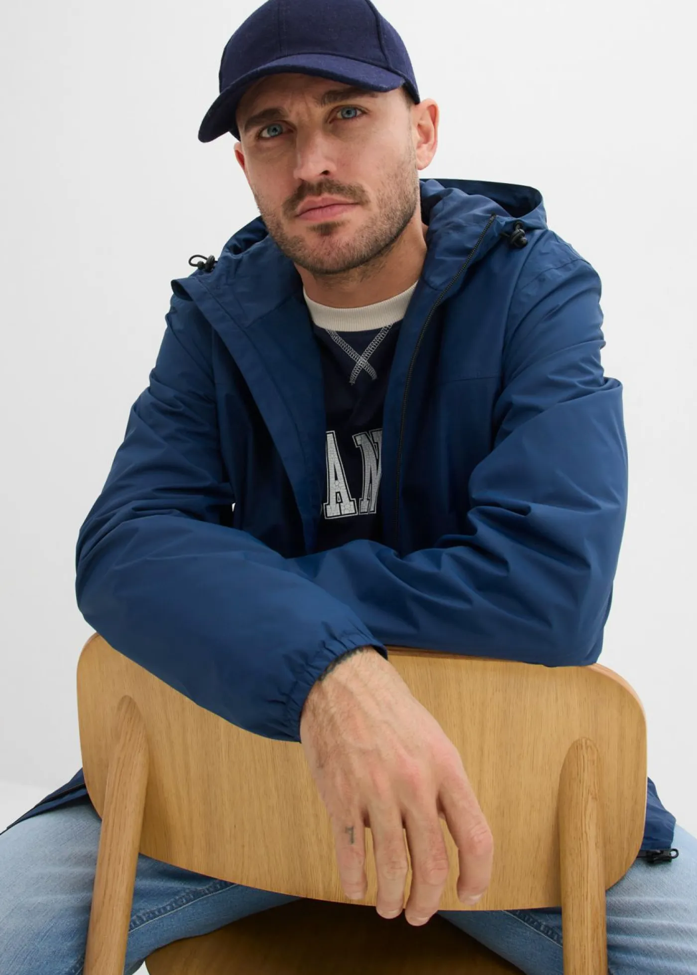 bonprix bonprix Chaquetas Y Abrigos·Chaquetas Impermeables|Chaquetas Y Abrigos·Chaquetas>Chubasquero impermeable Azul almirante