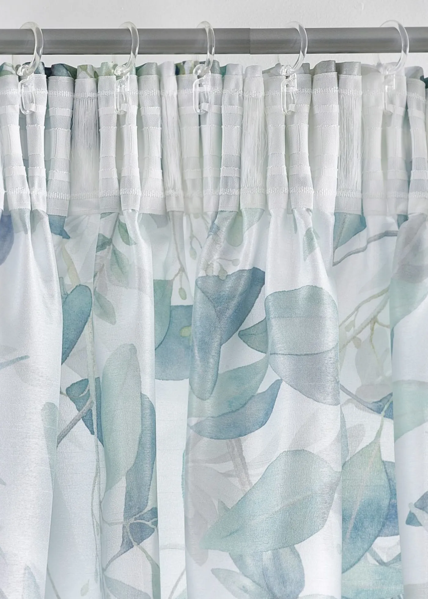 bonprix bonprix Muebles De Sala De Estar·Cortinas De Salón|Cortinas Para Dormitorio>Cortina con estampado de flores (1 unidad) Blanco-verde