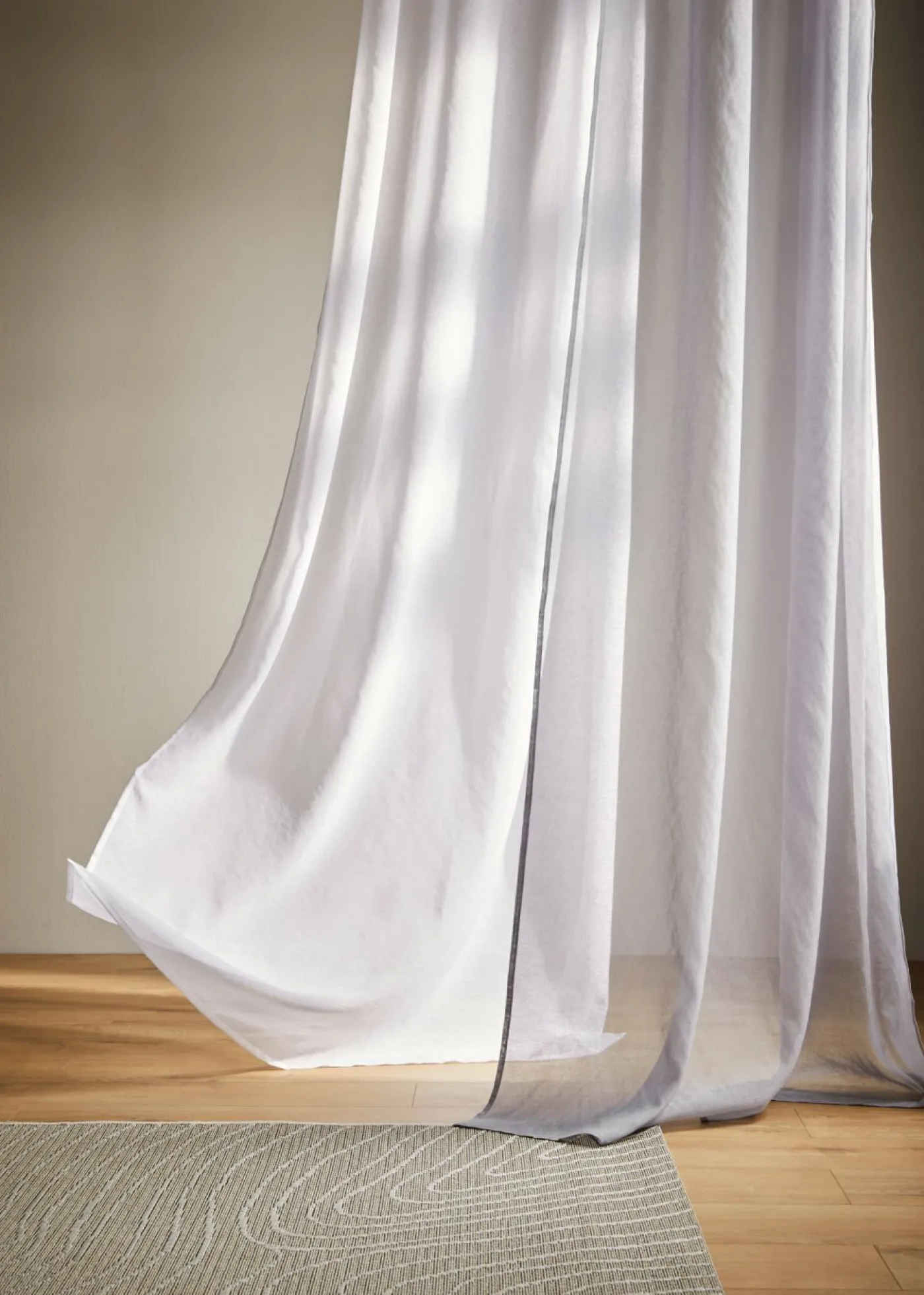 bonprix bonprix Cortina con estructura fina, también en tamaño extralargo (1 unidad)