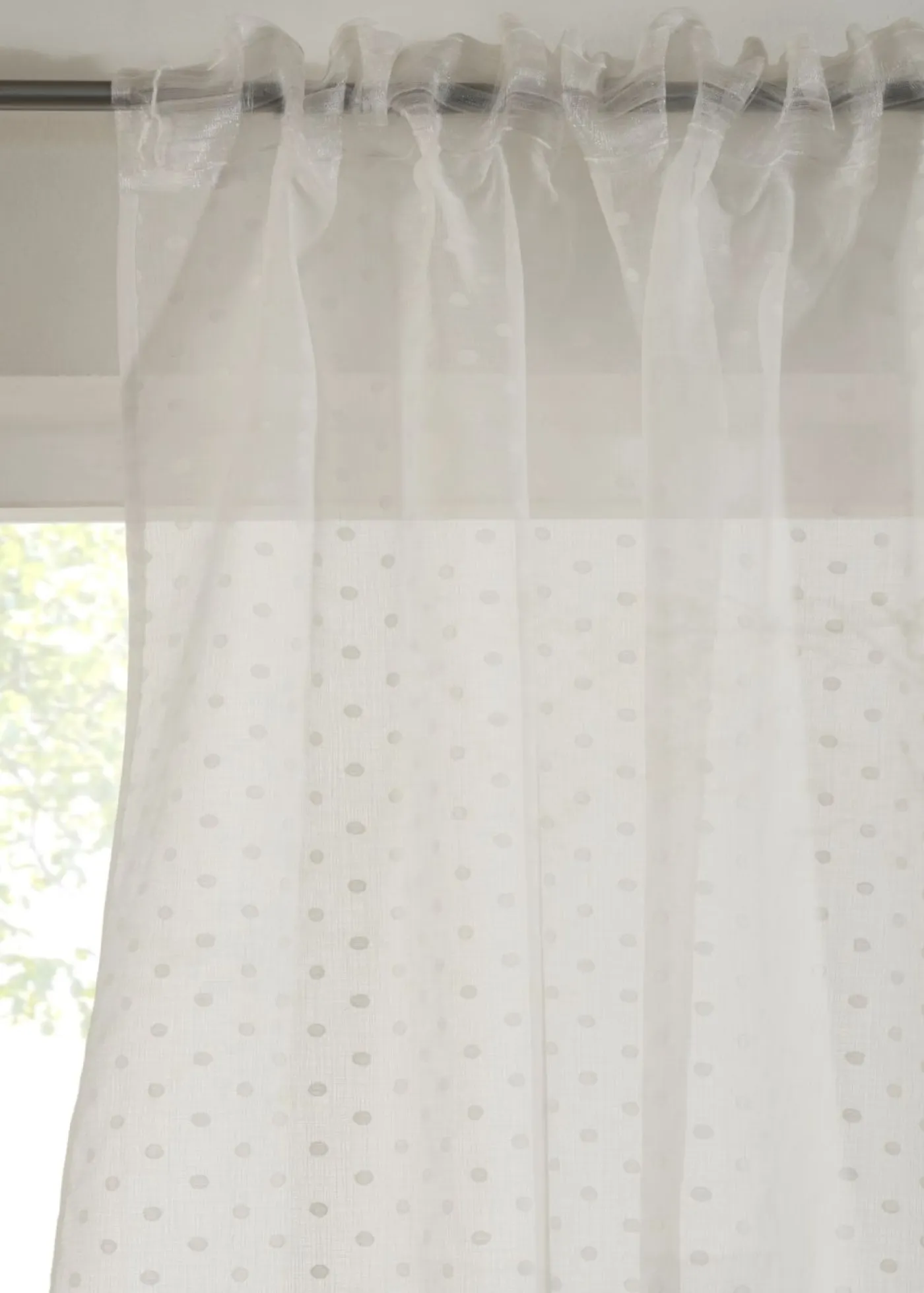 bonprix bonprix Muebles De Sala De Estar·Cortinas De Salón|Todas Las Cortinas>Cortina con lunares de jacquard (1 unidad) blanco topos