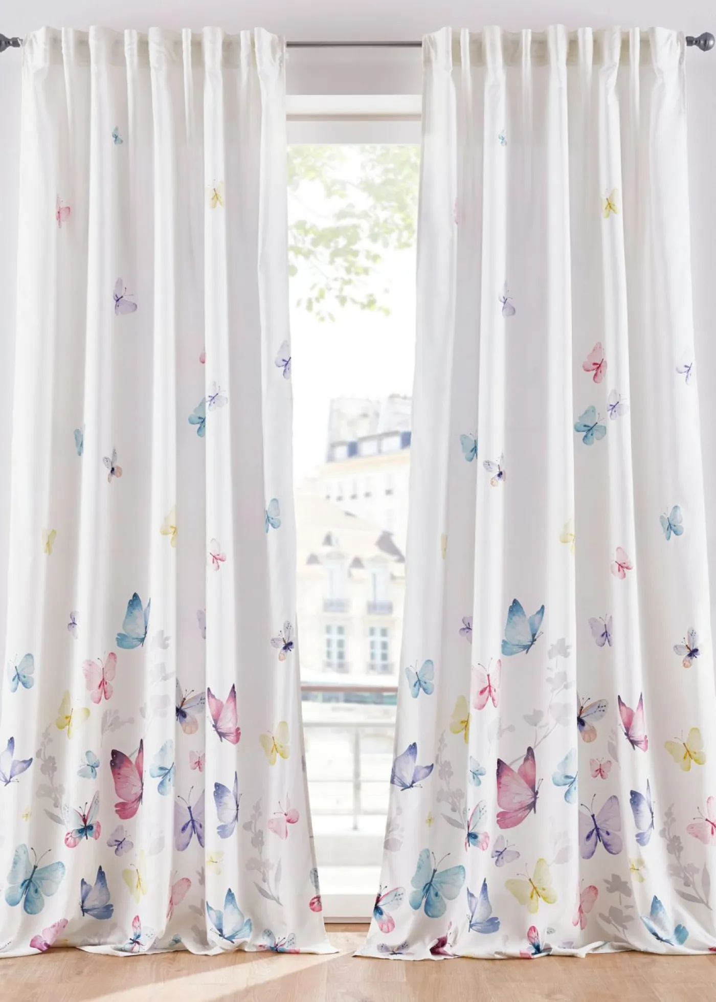 bonprix bonprix Cortina de microfibra con estampado de mariposas (1 unidad)