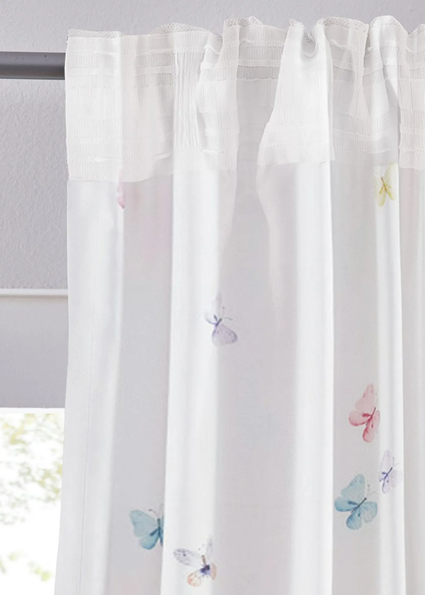 bonprix bonprix Cortina de microfibra con estampado de mariposas (1 unidad)