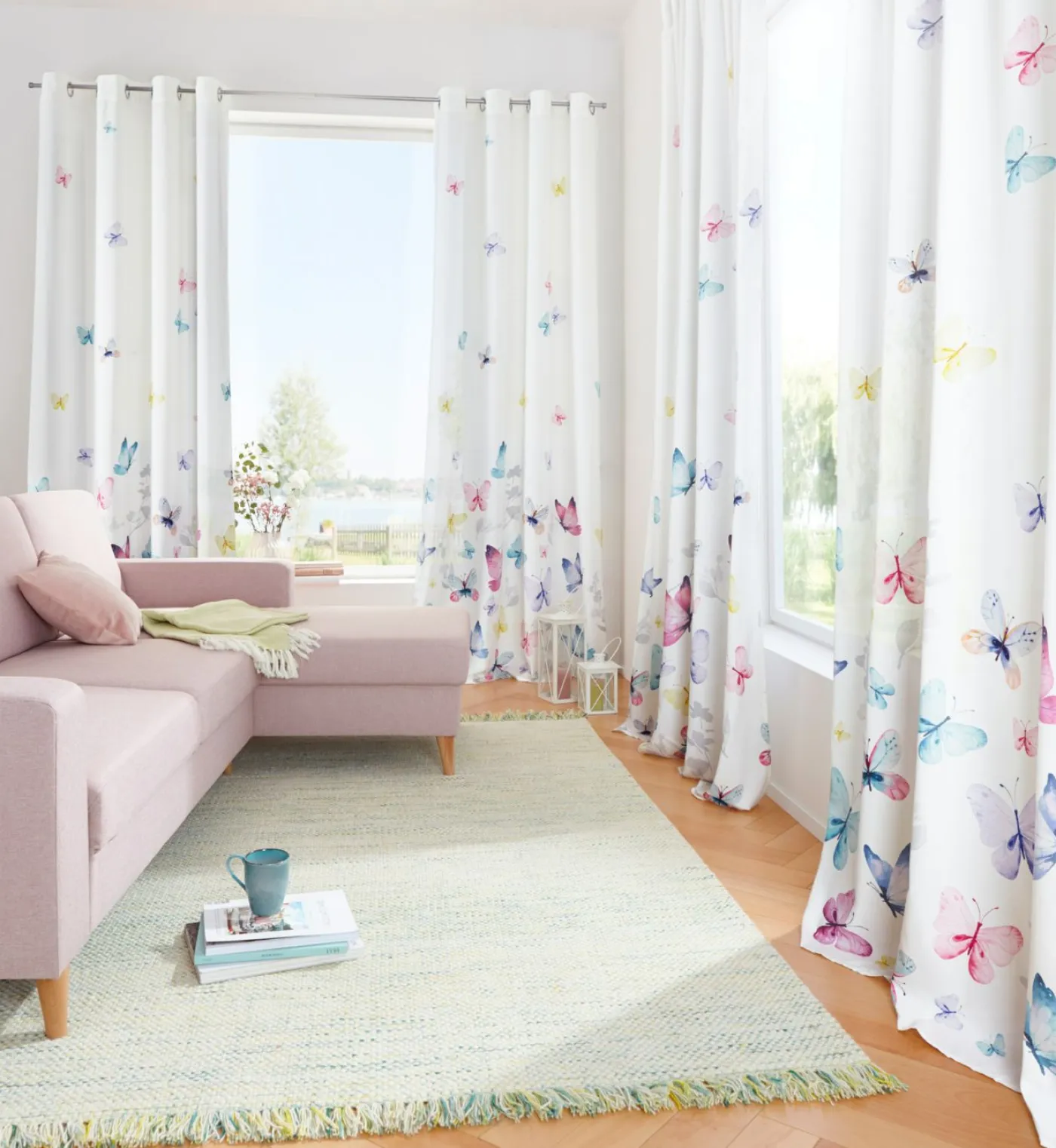 bonprix bonprix Cortina de microfibra con estampado de mariposas (1 unidad)