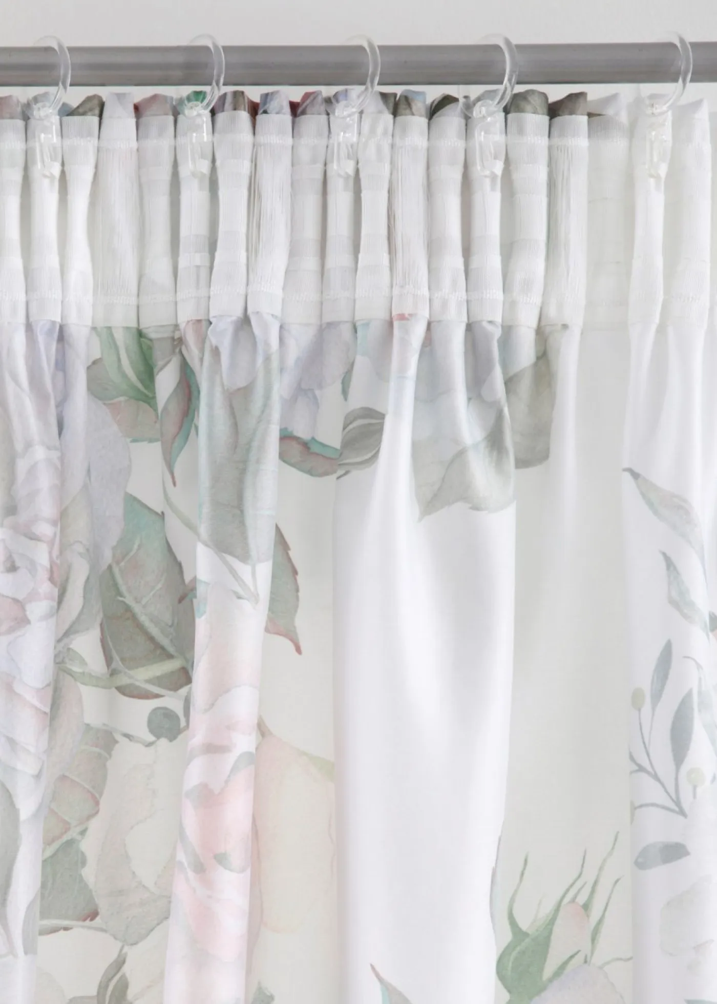 bonprix bonprix Cortina de microfibra con estampado de rosas