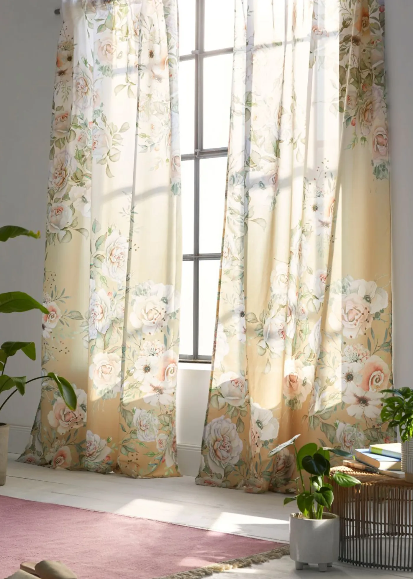 bonprix bonprix Cortina de microfibra con estampado de rosas