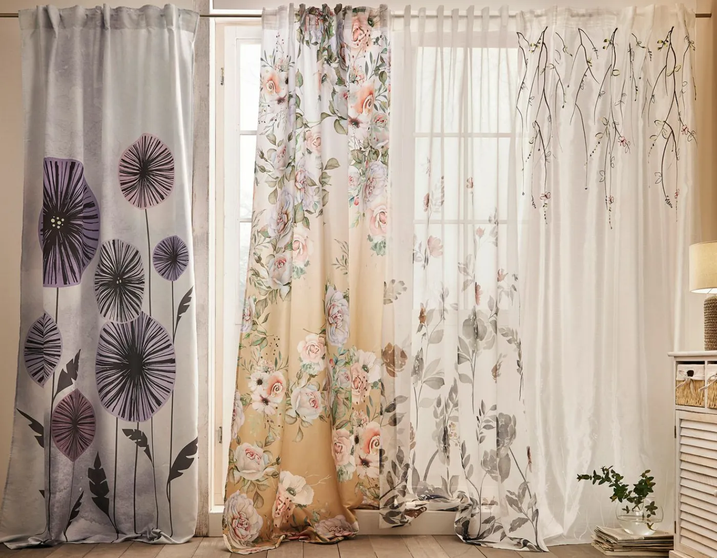 bonprix bonprix Cortina de microfibra con estampado de rosas