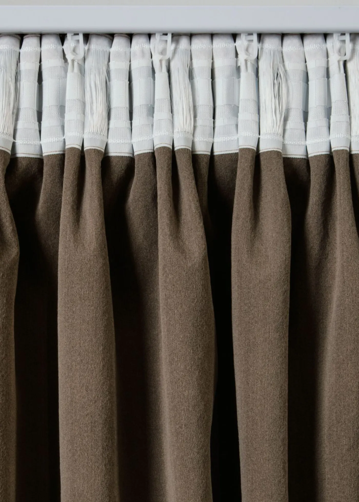 bonprix bonprix Cortina de terciopelo brillante, también en tamaño extralargo (1 unidad)