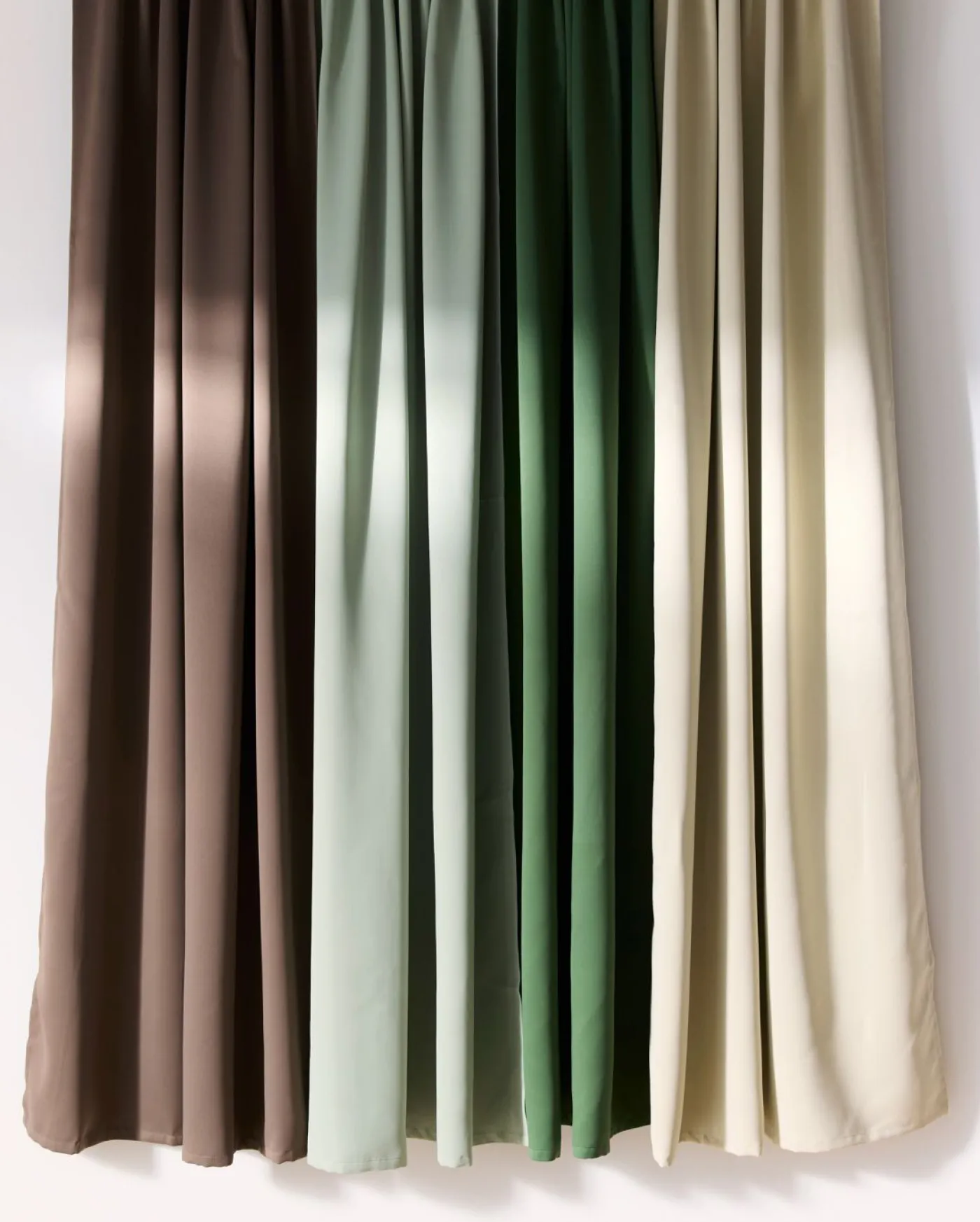 bonprix bonprix Muebles De Dormitorio·Cortinas Opacas|Cortinas Opacas>Cortina oscurecedora en varios tamaños (1 unidad) Crudo