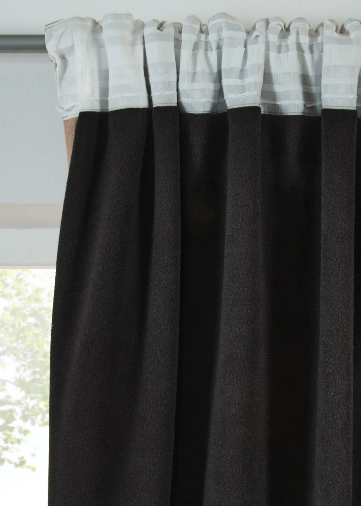 bonprix bonprix Cortinas Opacas|Cortinas Para Dormitorio>Cortina térmica con reverso polar negro (1 unidad) Beige