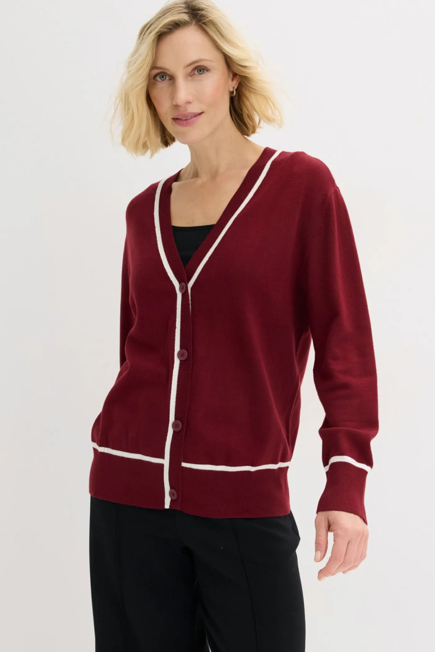 bonprix bonprix Jerséis|Ropa De Punto>Cárdigan con cuello en V rojo rubí-blanco lana