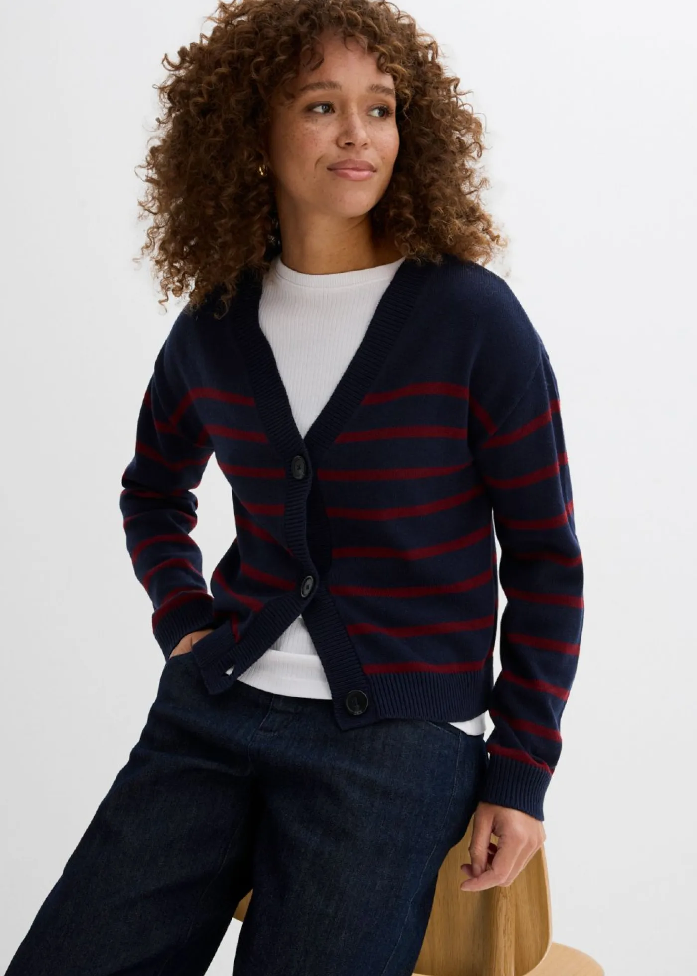 bonprix bonprix Jerséis|Ropa De Punto>Cárdigan de mezcla de algodón azul marino/rojo rubí con rayas