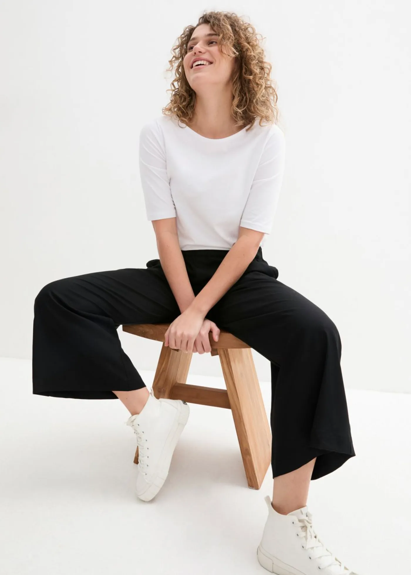 bonprix bonprix Pantalones>Culotte ancho de viscosa sostenible Negro