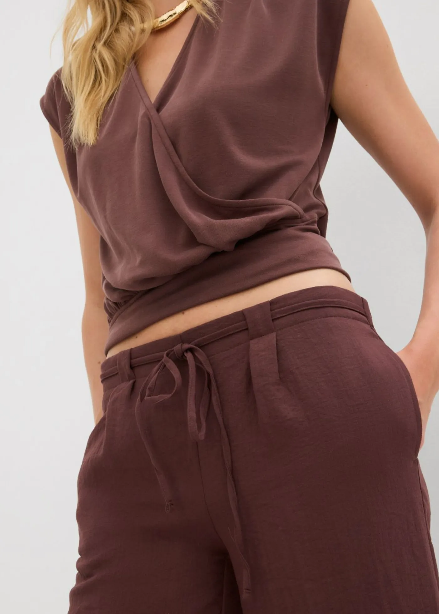 bonprix bonprix Pantalones>Culotte de mezcla de viscosa fluida Marrón tierra