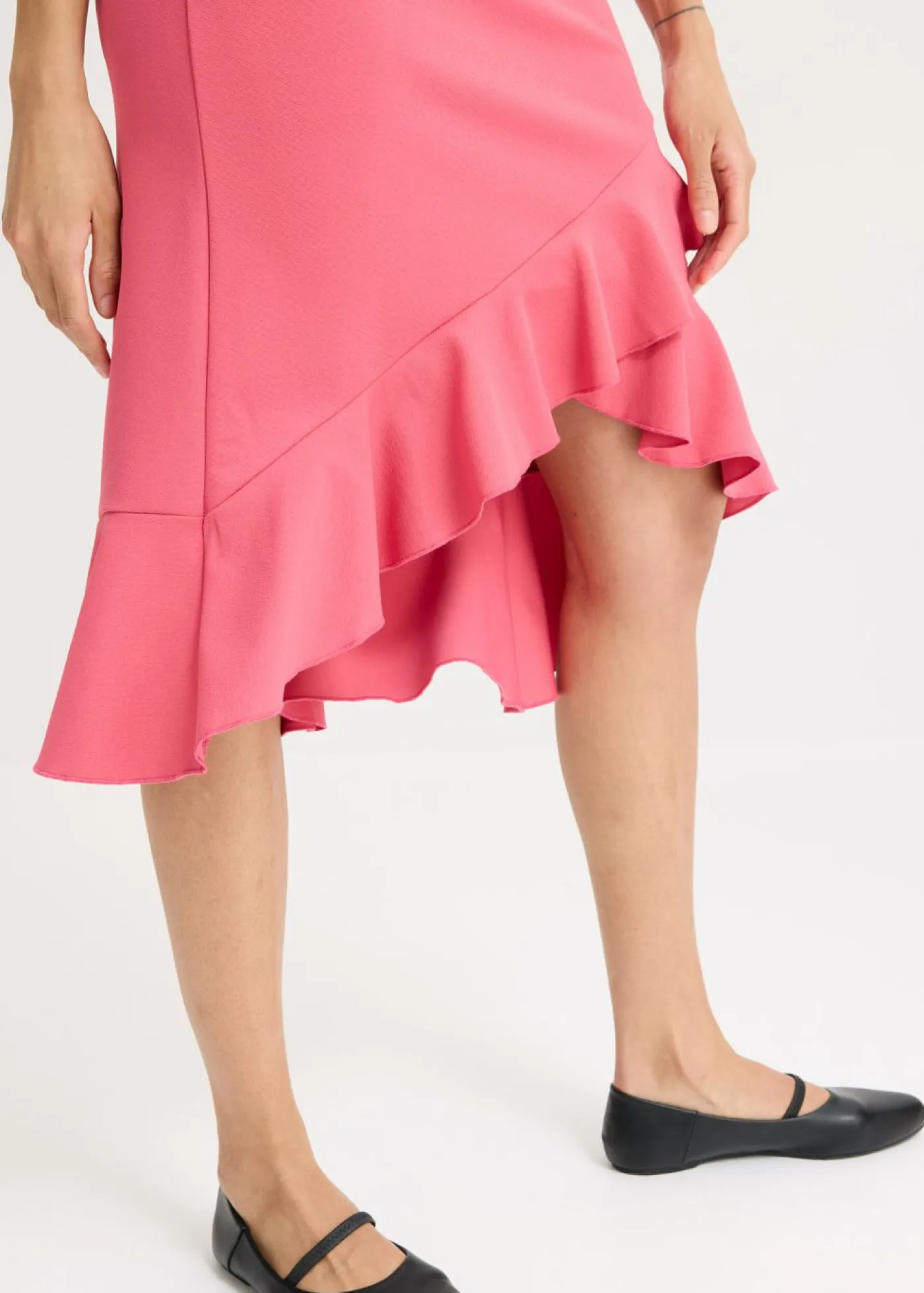 bonprix bonprix Faldas>Falda de punto con volantes Rosa medio