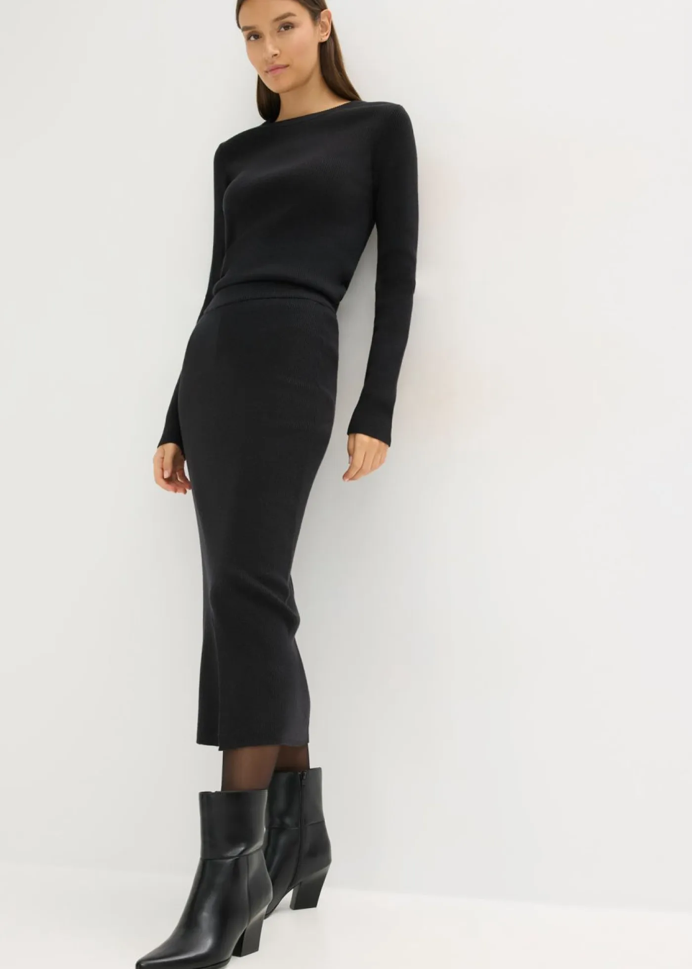 bonprix bonprix Faldas>Falda de punto fino de mezcla de viscosa suave Negro