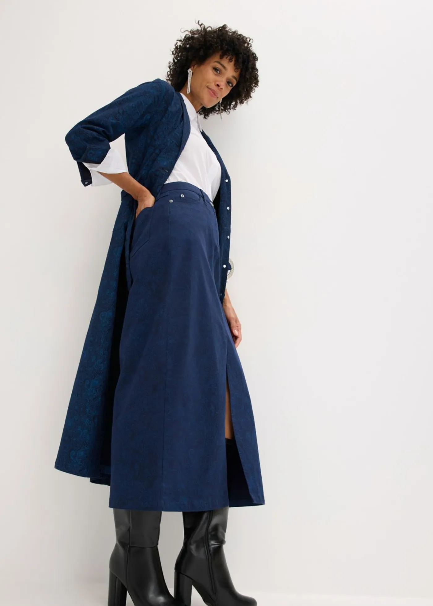 bonprix bonprix Faldas>Falda elástica de algodón Azul marino-índigo claro