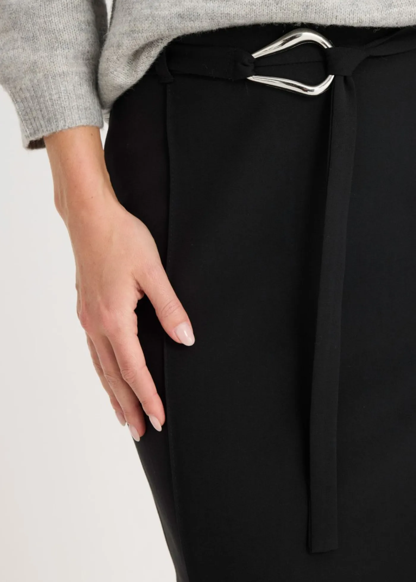 bonprix bonprix Faldas>Falda midi de mezcla de viscosa Negro