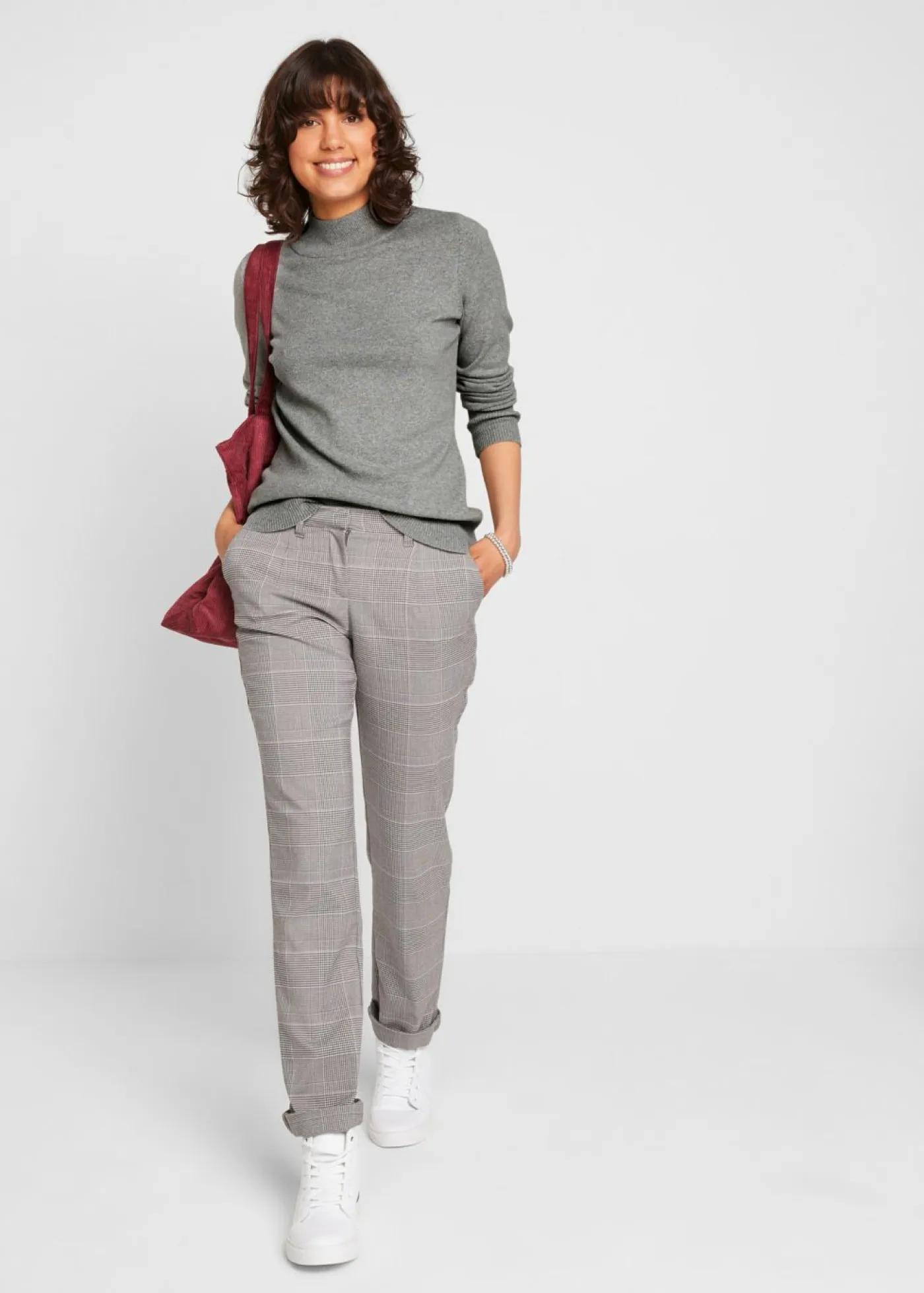 Mujer bonprix bonprix Jersey básico de punto fino con cuello alto y algodón reciclado