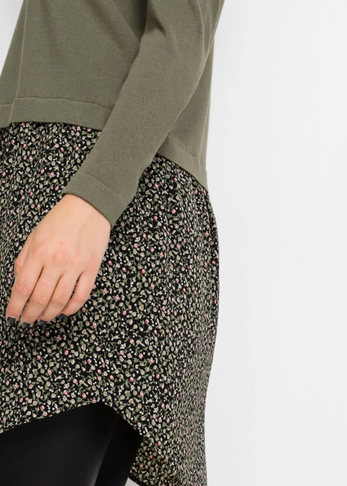 bonprix bonprix Jerséis|Ropa De Punto>Jersey con falda verde oliva con flores