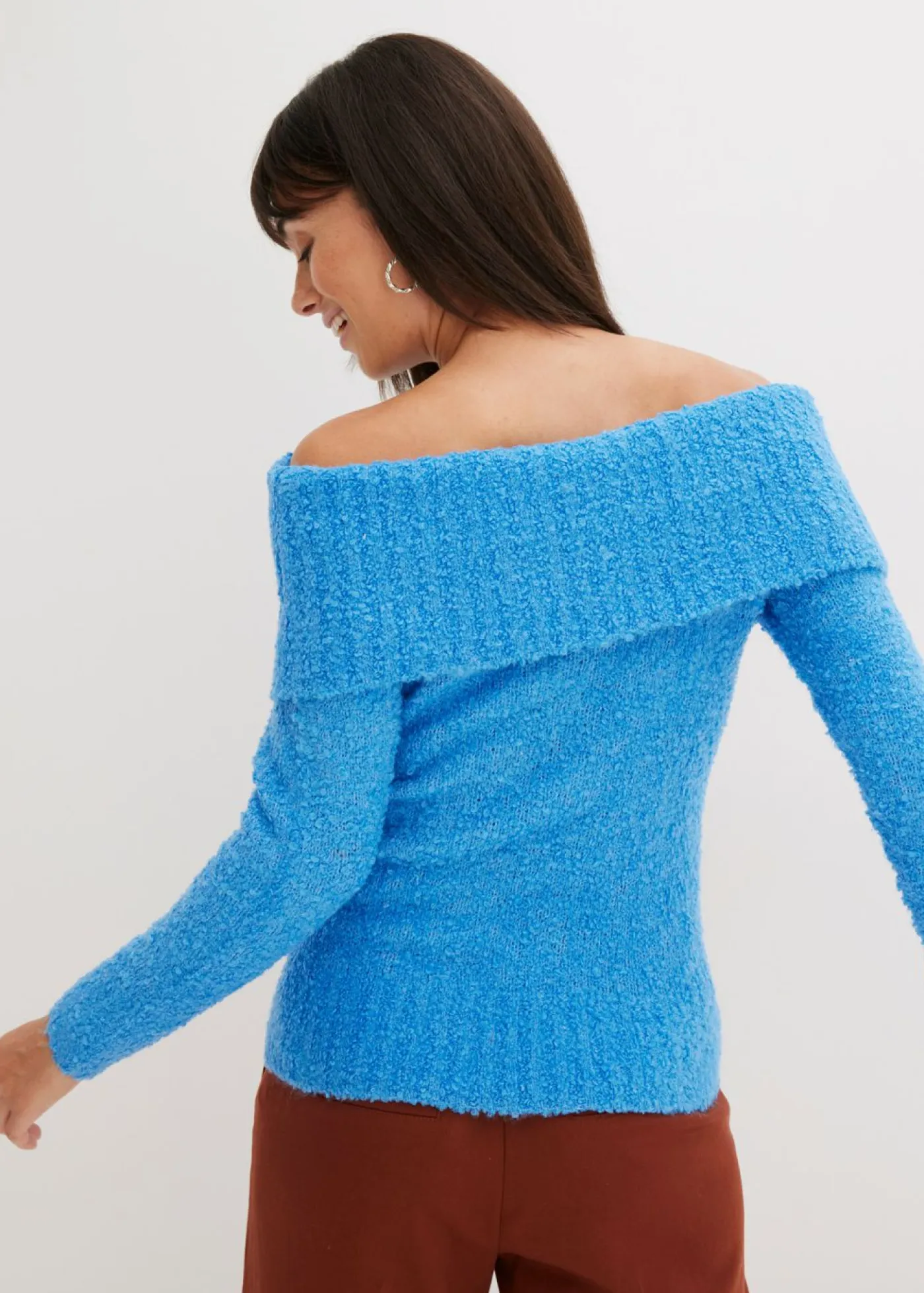 bonprix bonprix Jerséis>Jersey con hombros al descubierto azul brillante