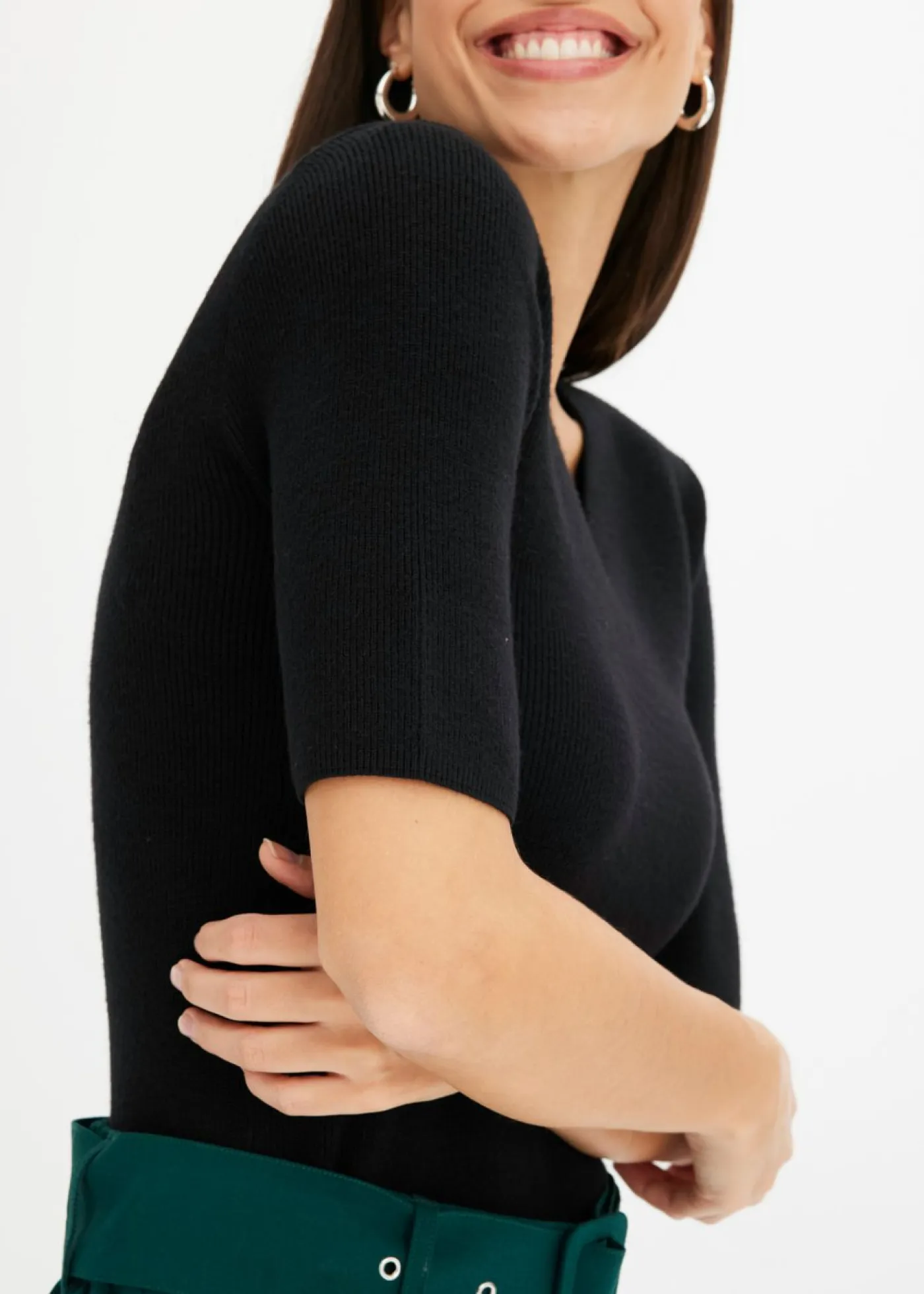 bonprix bonprix Jerséis|Ropa De Punto>Jersey de canalé de manga corta con viscosa Negro