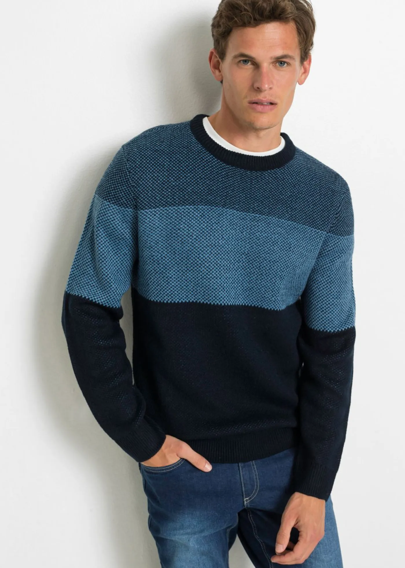 bonprix bonprix Jerséis Y Cárdigans>Jersey de cuello redondo con diseño de bloques de color azul marino con rayas