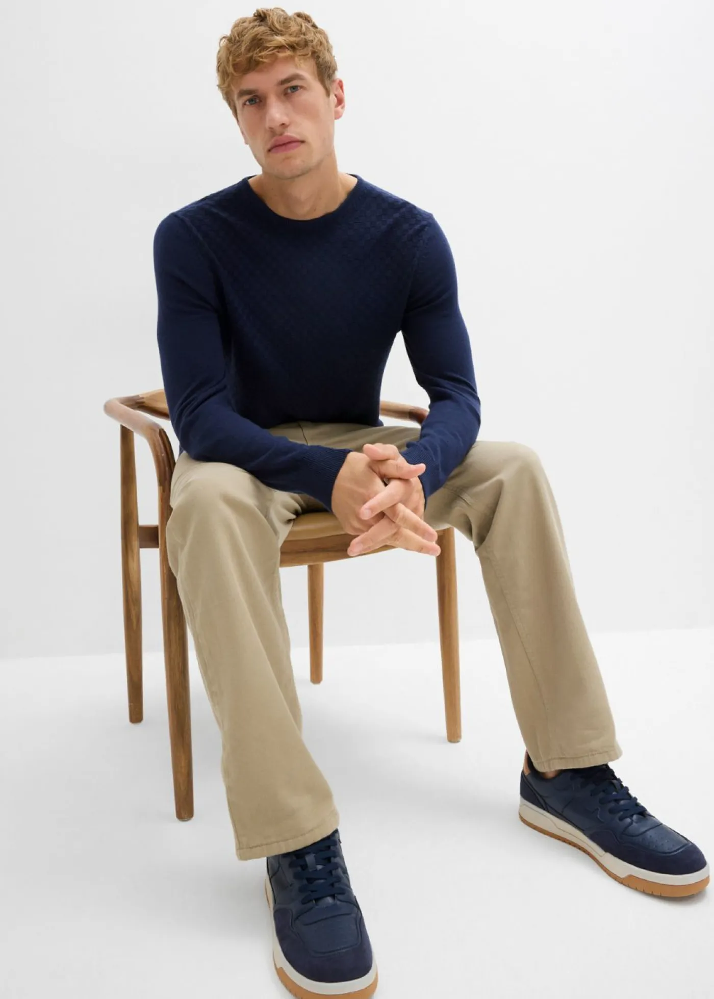 bonprix bonprix Jerséis Y Cárdigans>Jersey de punto fino con lana merina de calidad Azul marino