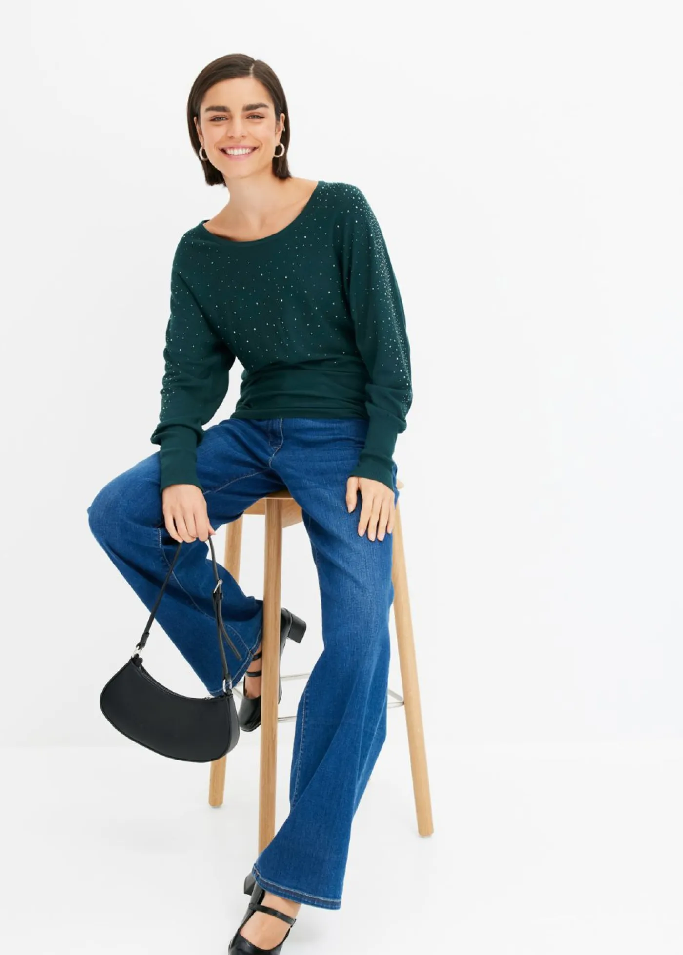 bonprix bonprix Jerséis|Ropa De Punto>Jersey de punto fino con aplicación de piedras brillantes Verde intenso