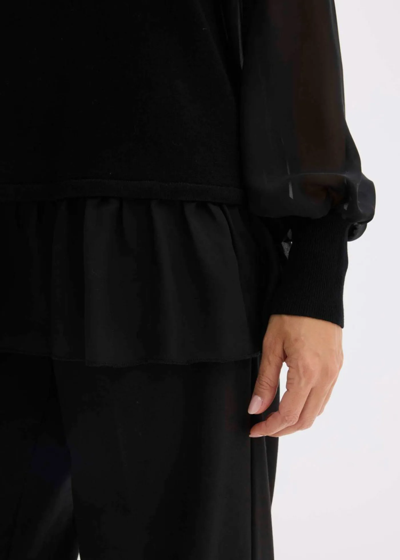 bonprix bonprix Jerséis|Ropa De Punto>Jersey de punto fino con inserto de blusa Negro