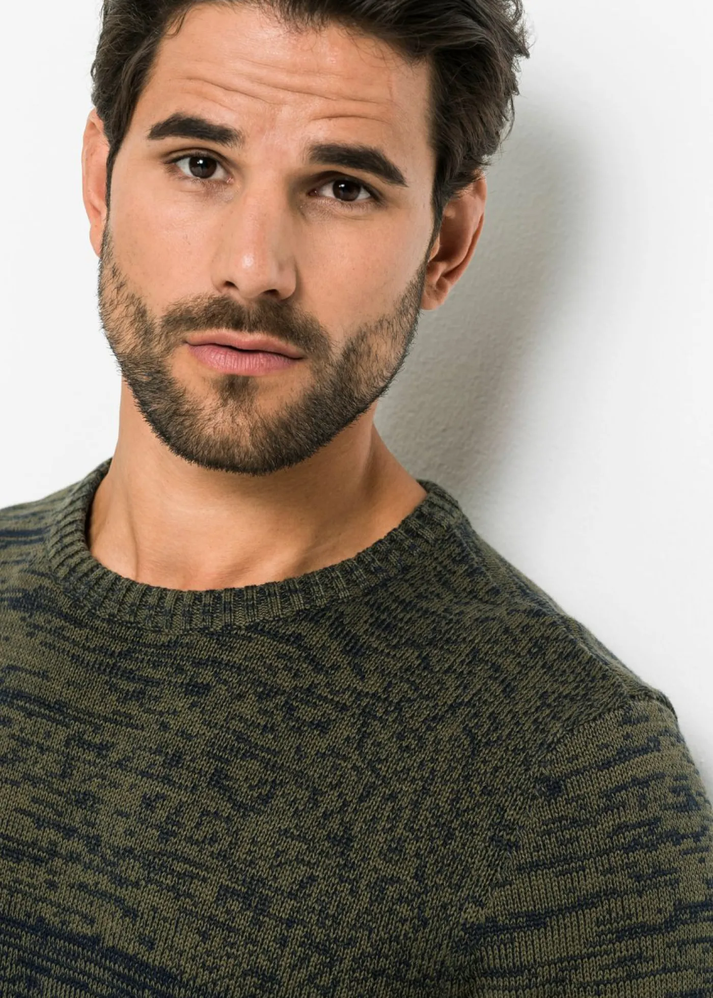 bonprix bonprix Jerséis Y Cárdigans>Jersey de punto fino con corte cómodo y suave mezcla de algodón Verde oliva oscuro/azul marino de rayas horizontales