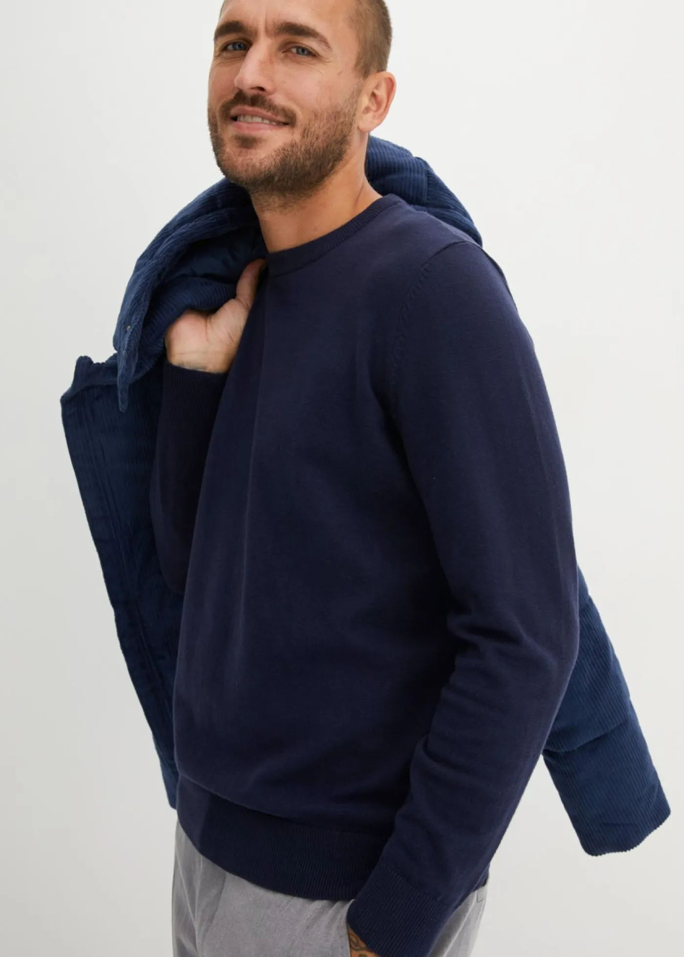 bonprix bonprix Básicos En Rebajas|Jerséis Y Cárdigans>Jersey de punto fino de suave mezcla de algodón Azul marino