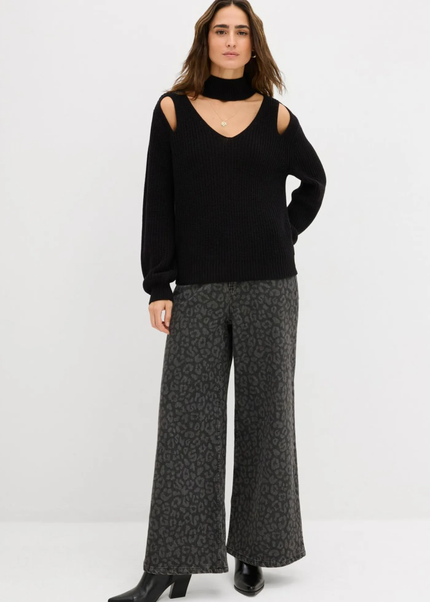 bonprix bonprix Jerséis|Ropa De Punto>Jersey de punto grueso con aberturas Negro