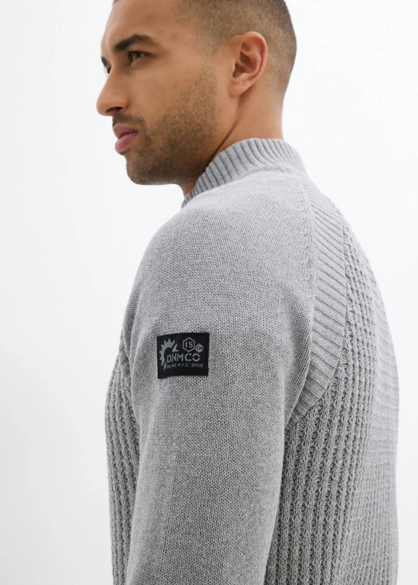 bonprix bonprix Jerséis Y Cárdigans>Jersey estructurado de algodón reciclado con cuello alto Gris jaspeado