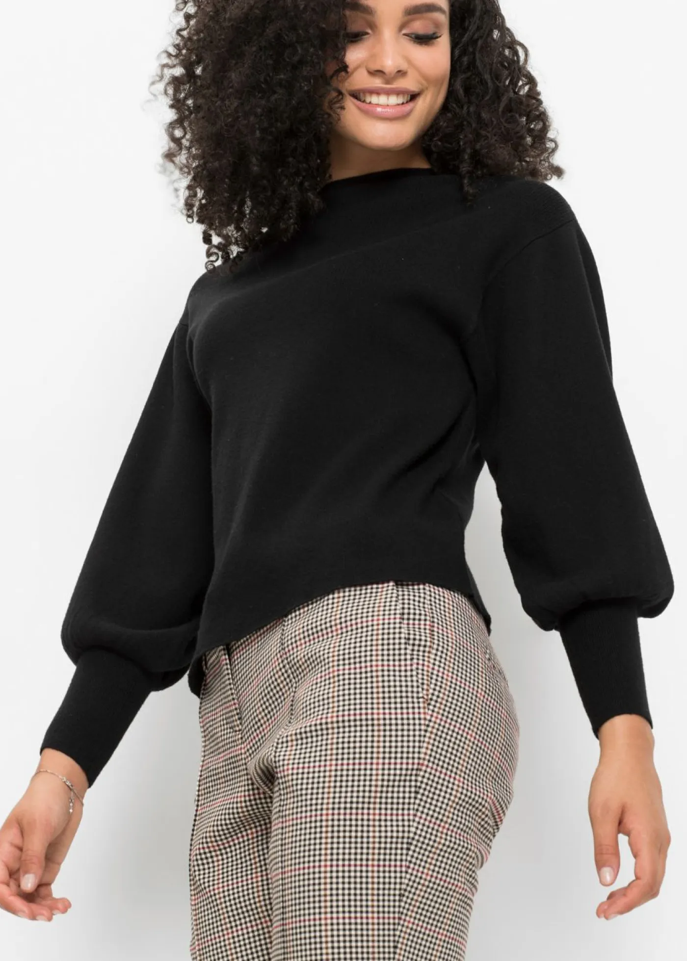 bonprix BODYFLIRT Jerséis|Ropa De Punto>Jersey holgado de mezcla de viscosa Negro