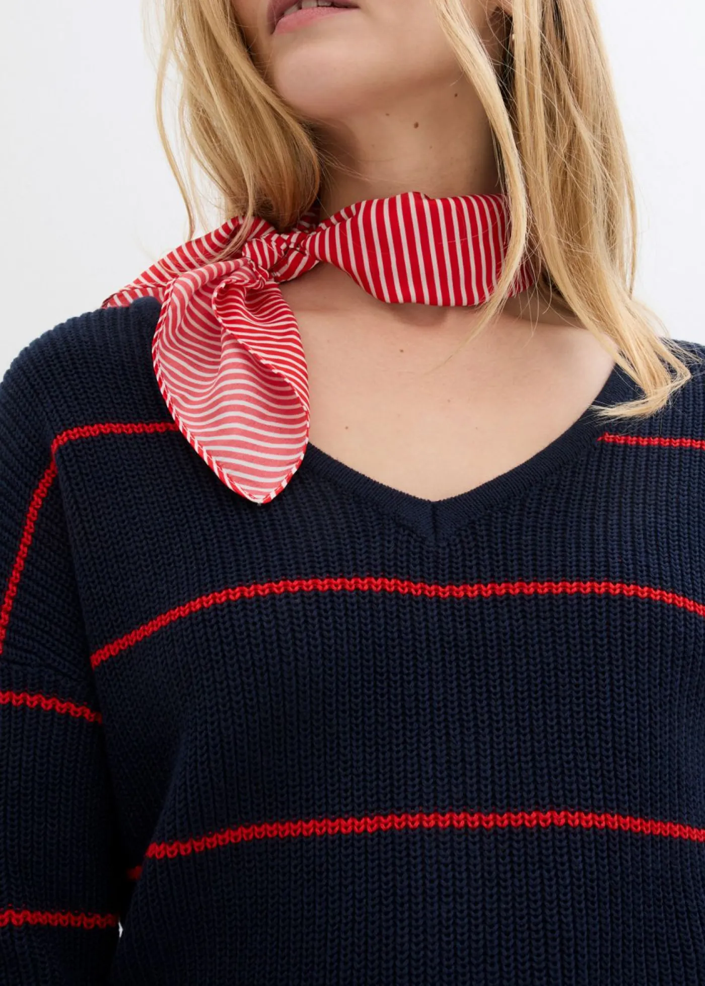 bonprix bonprix Jerséis|Ropa De Punto>Jersey oversize azul marino-fresa con rayas