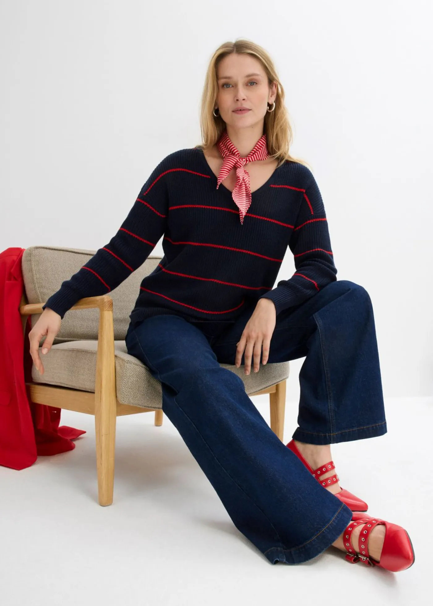 bonprix bonprix Jerséis|Ropa De Punto>Jersey oversize azul marino-fresa con rayas