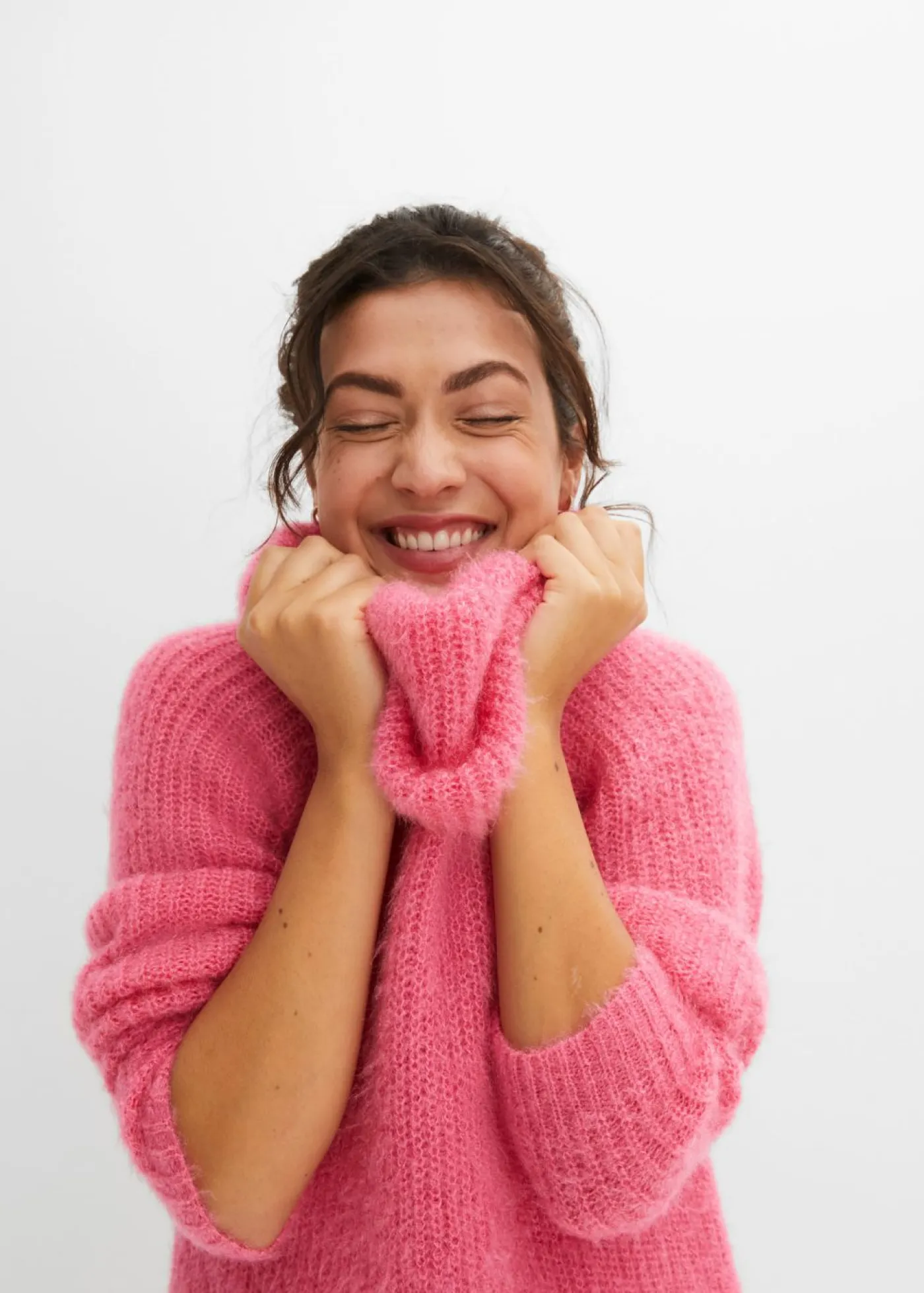 bonprix bonprix Jerséis|Ropa De Punto>Jersey oversize de cuello vuelto Rosa