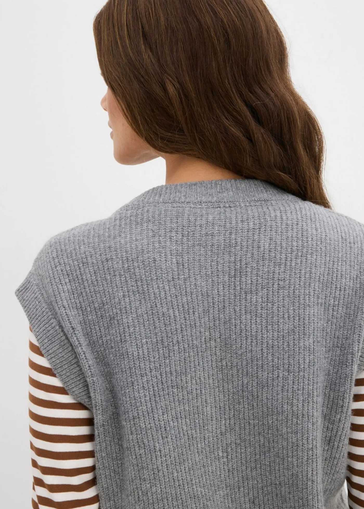 bonprix bonprix Básicos|Jerséis>Jersey sin mangas de punto grueso Gris jaspeado